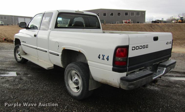image for item DB5949 1999 Dodge Ram 1500 Ext. Cab pickup truck