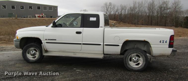 image for item DB5949 1999 Dodge Ram 1500 Ext. Cab pickup truck