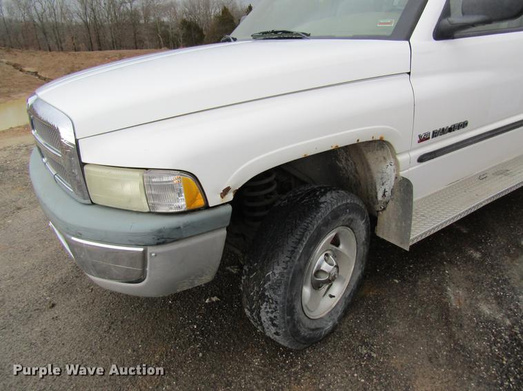 image for item DB5949 1999 Dodge Ram 1500 Ext. Cab pickup truck