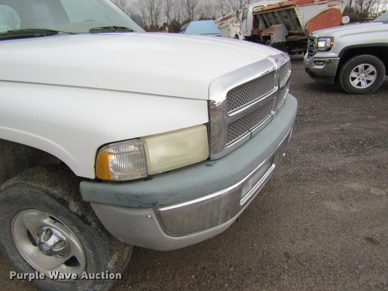 image for item DB5949 1999 Dodge Ram 1500 Ext. Cab pickup truck