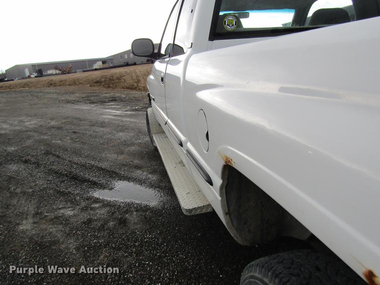 image for item DB5949 1999 Dodge Ram 1500 Ext. Cab pickup truck