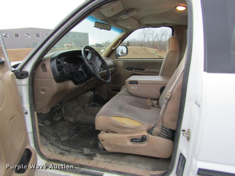 image for item DB5949 1999 Dodge Ram 1500 Ext. Cab pickup truck