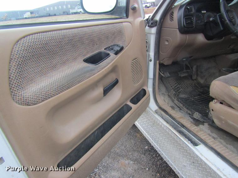 image for item DB5949 1999 Dodge Ram 1500 Ext. Cab pickup truck