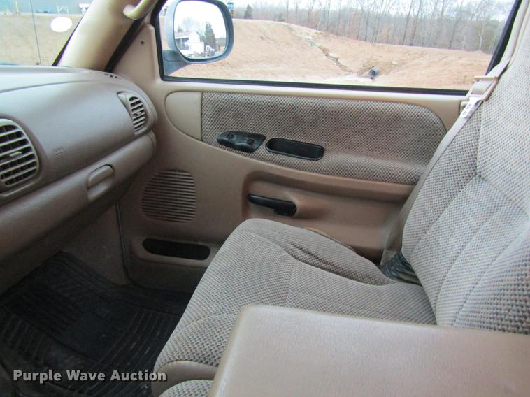 image for item DB5949 1999 Dodge Ram 1500 Ext. Cab pickup truck