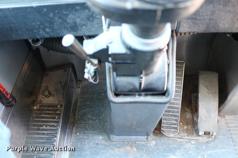 image for item DB6577 1991 MCI 102-C3 coach bus