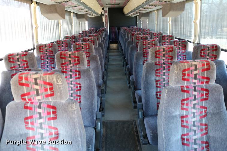 image for item DB6577 1991 MCI 102-C3 coach bus