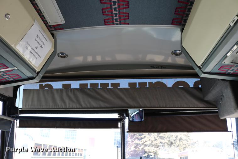 image for item DB6577 1991 MCI 102-C3 coach bus