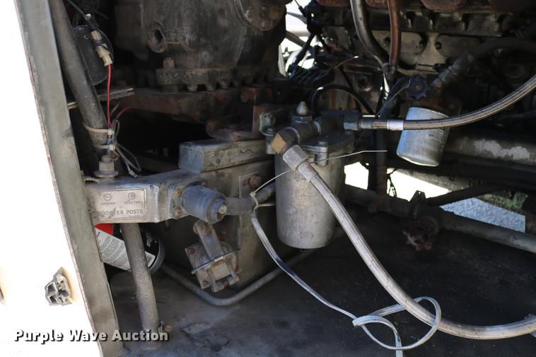 image for item DB6577 1991 MCI 102-C3 coach bus