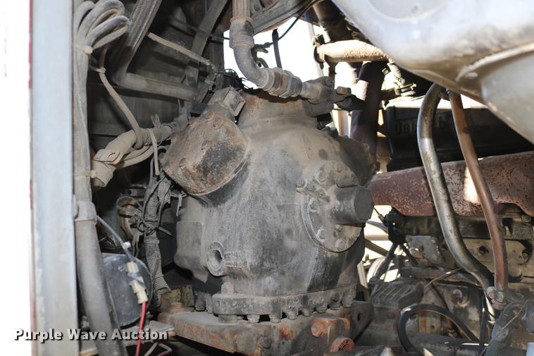 image for item DB6577 1991 MCI 102-C3 coach bus