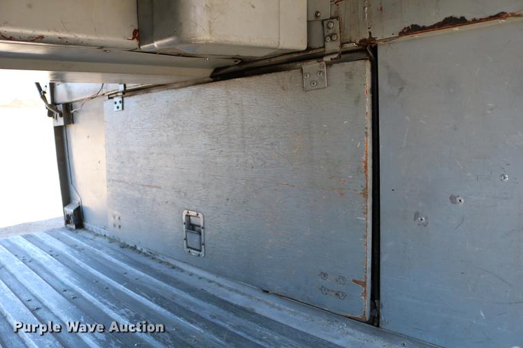 image for item DB6577 1991 MCI 102-C3 coach bus