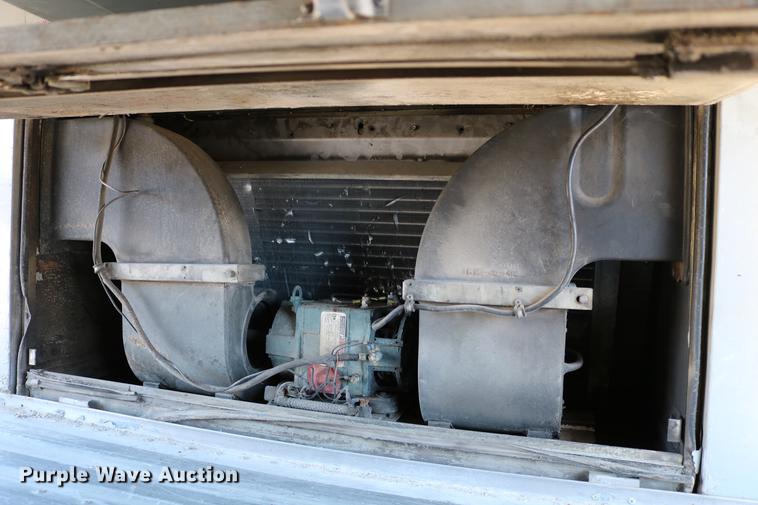 image for item DB6577 1991 MCI 102-C3 coach bus