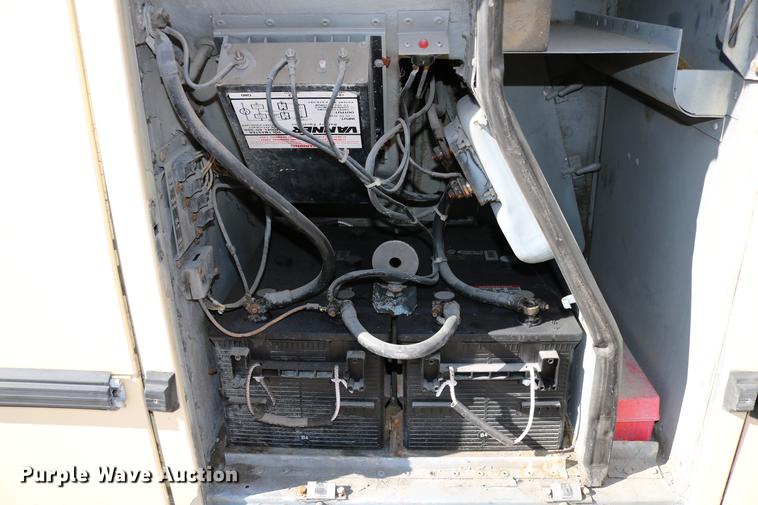 image for item DB6577 1991 MCI 102-C3 coach bus