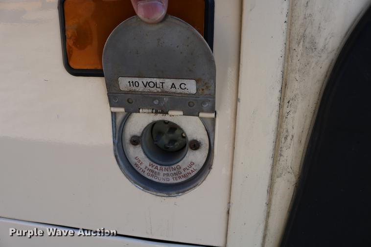 image for item DB6577 1991 MCI 102-C3 coach bus