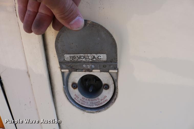 image for item DB6577 1991 MCI 102-C3 coach bus