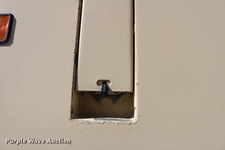 image for item DB6577 1991 MCI 102-C3 coach bus