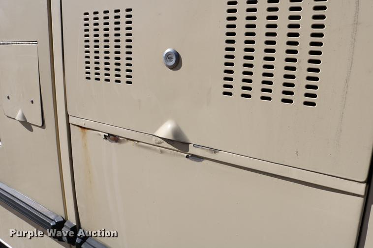 image for item DB6577 1991 MCI 102-C3 coach bus