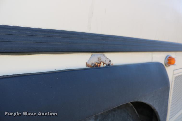 image for item DB6577 1991 MCI 102-C3 coach bus