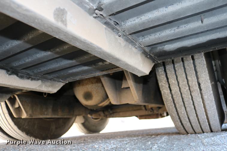 image for item DB6577 1991 MCI 102-C3 coach bus