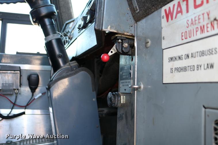 image for item DB6577 1991 MCI 102-C3 coach bus