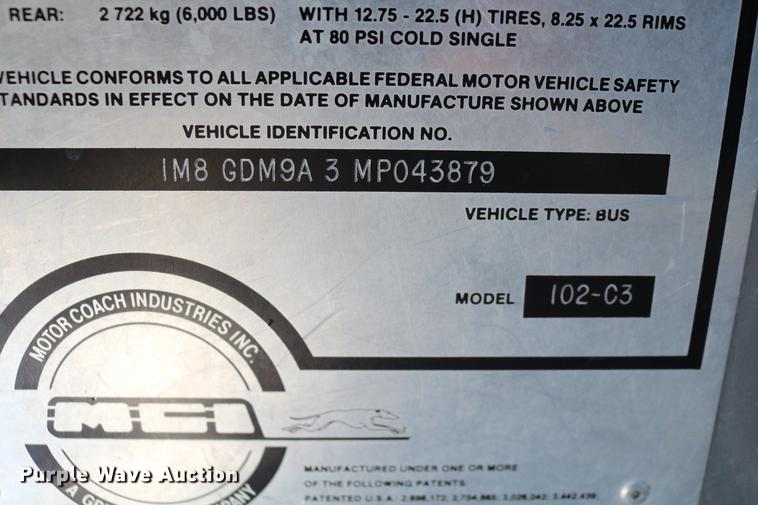 image for item DB6577 1991 MCI 102-C3 coach bus