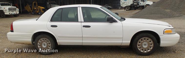 image for item DB7256 2003 Ford Crown Victoria Police Interceptor
