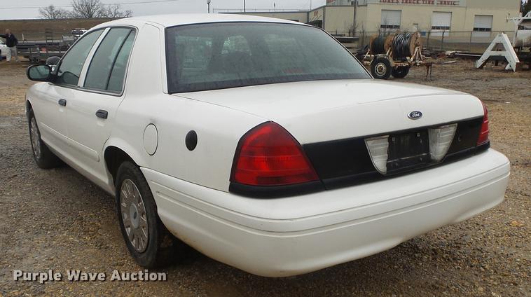 image for item DB7256 2003 Ford Crown Victoria Police Interceptor