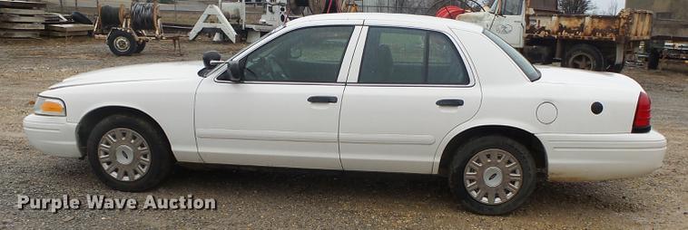 image for item DB7256 2003 Ford Crown Victoria Police Interceptor