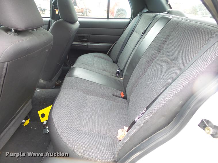 image for item DB7256 2003 Ford Crown Victoria Police Interceptor