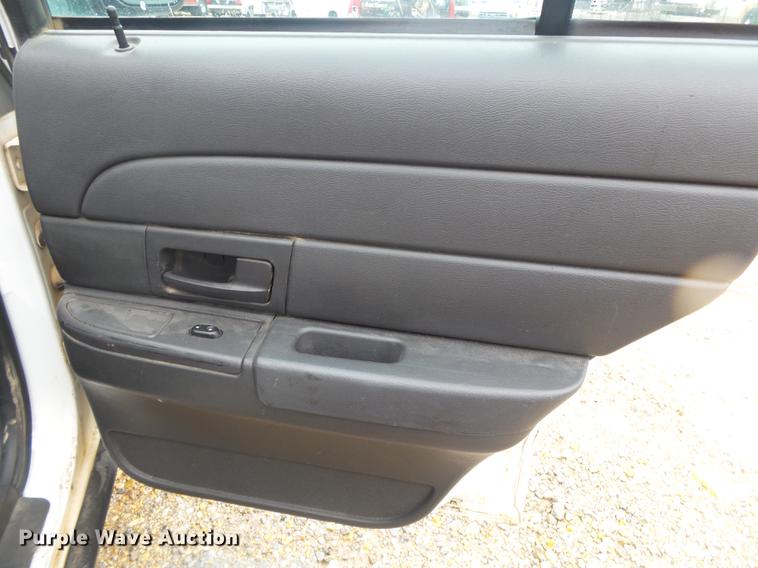 image for item DB7256 2003 Ford Crown Victoria Police Interceptor