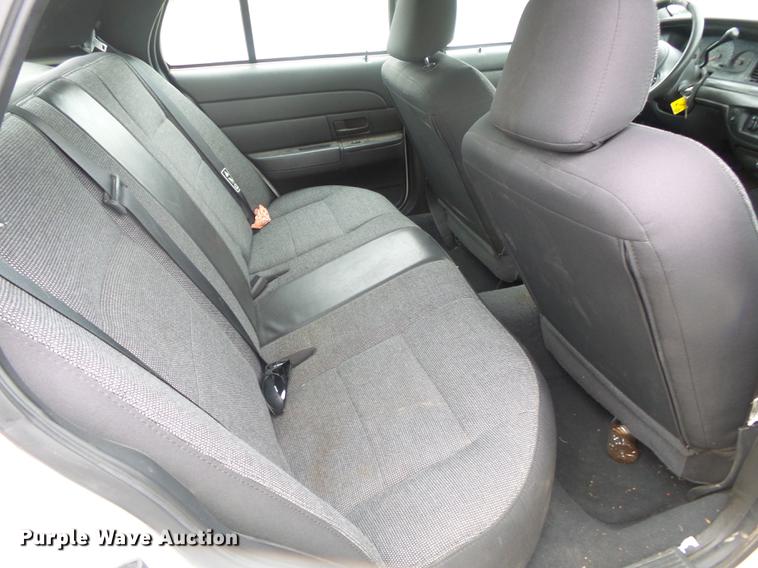 image for item DB7256 2003 Ford Crown Victoria Police Interceptor