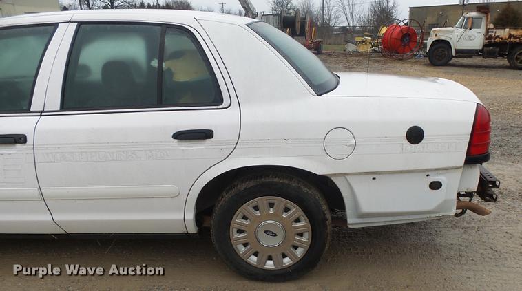 image for item DB7257 2005 Ford Crown Victoria Police Interceptor
