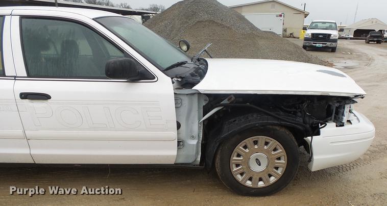 image for item DB7257 2005 Ford Crown Victoria Police Interceptor