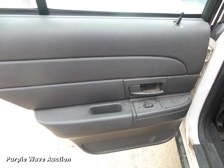 image for item DB7257 2005 Ford Crown Victoria Police Interceptor