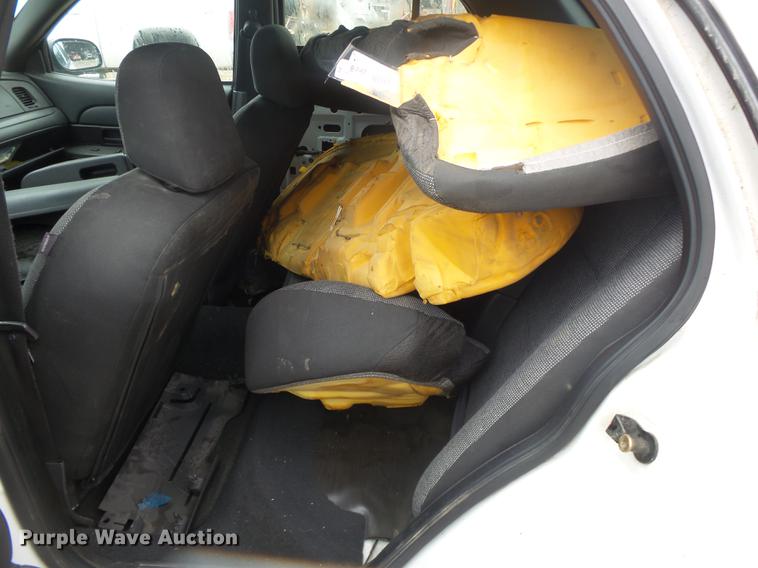 image for item DB7257 2005 Ford Crown Victoria Police Interceptor