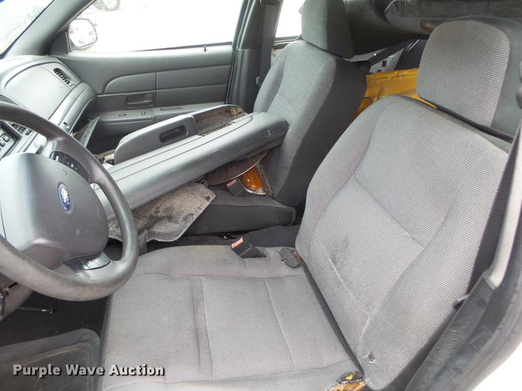 image for item DB7257 2005 Ford Crown Victoria Police Interceptor