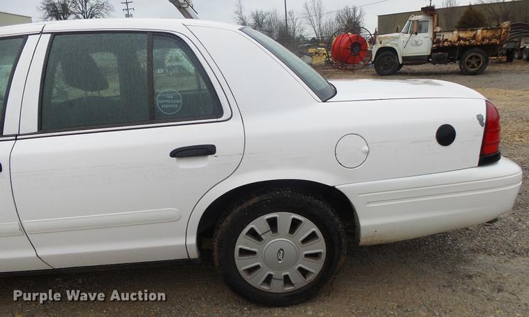 image for item DB7258 2007 Ford Crown Victoria Police Interceptor