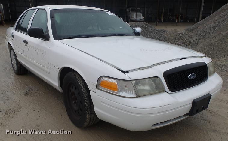 image for item DB7259 2004 Ford Crown Victoria Police Interceptor