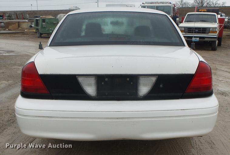 image for item DB7259 2004 Ford Crown Victoria Police Interceptor
