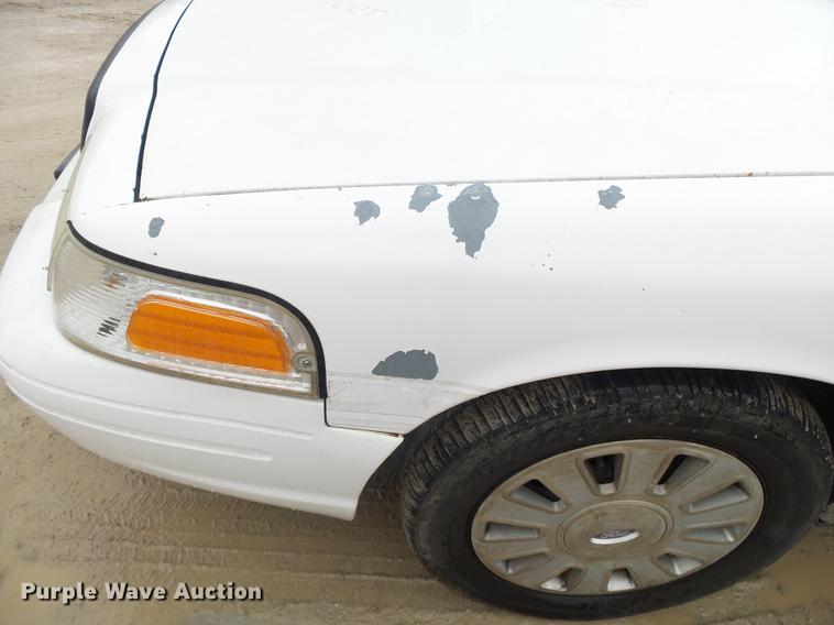 image for item DB7259 2004 Ford Crown Victoria Police Interceptor