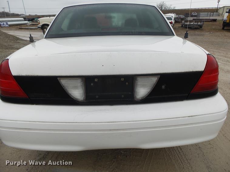 image for item DB7259 2004 Ford Crown Victoria Police Interceptor