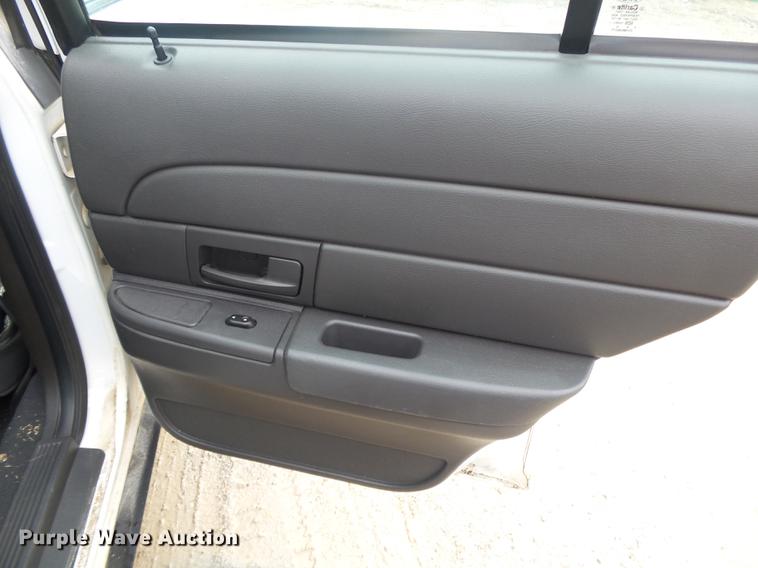 image for item DB7259 2004 Ford Crown Victoria Police Interceptor