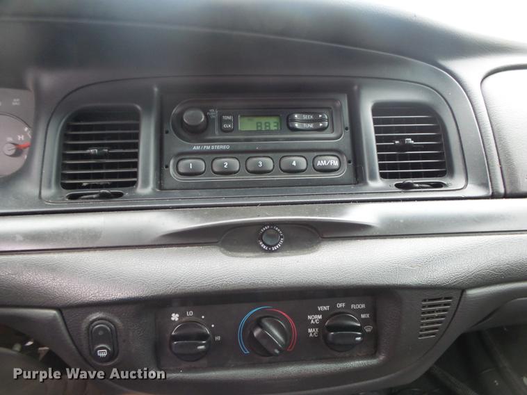 image for item DB7259 2004 Ford Crown Victoria Police Interceptor
