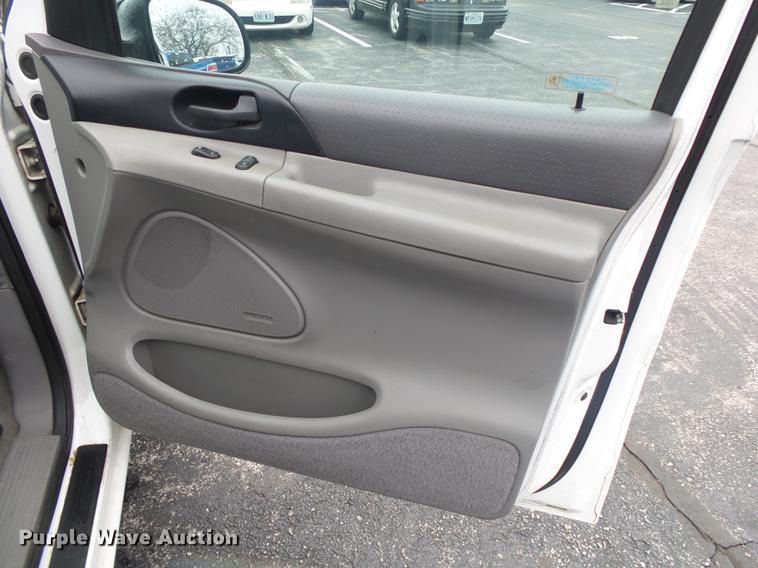 image for item DB7271 1998 Ford Windstar van