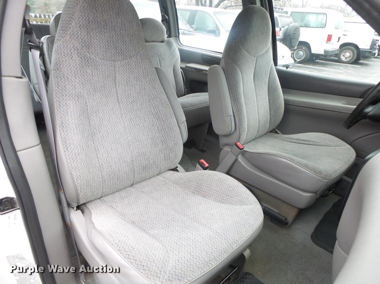 image for item DB7271 1998 Ford Windstar van