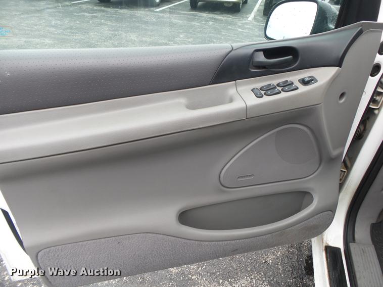 image for item DB7271 1998 Ford Windstar van