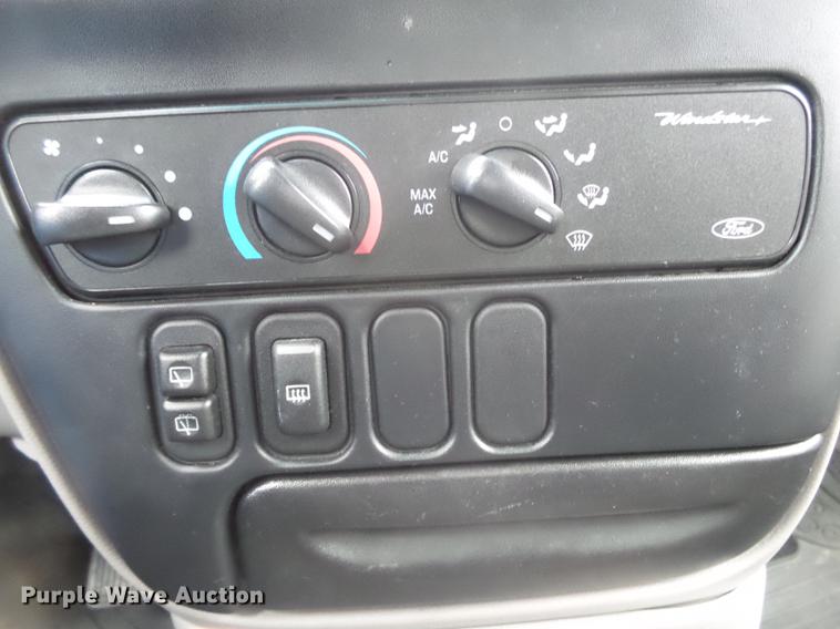 image for item DB7271 1998 Ford Windstar van