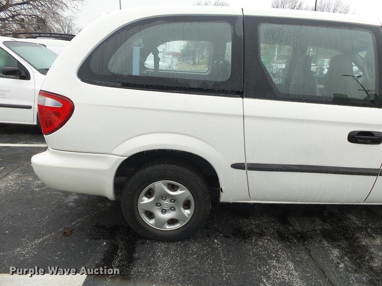 image for item DB7272 2002 Dodge Grand Caravan van