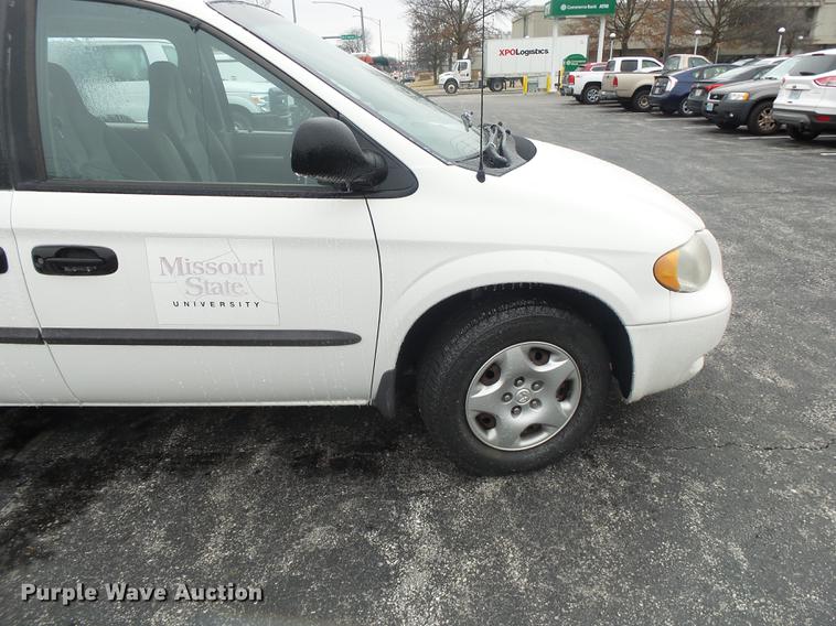 image for item DB7272 2002 Dodge Grand Caravan van