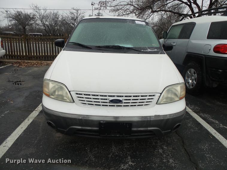 image for item DB7273 2001 Ford Windstar LX van