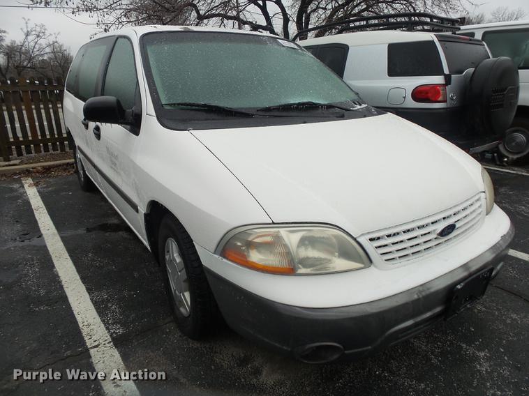 image for item DB7273 2001 Ford Windstar LX van